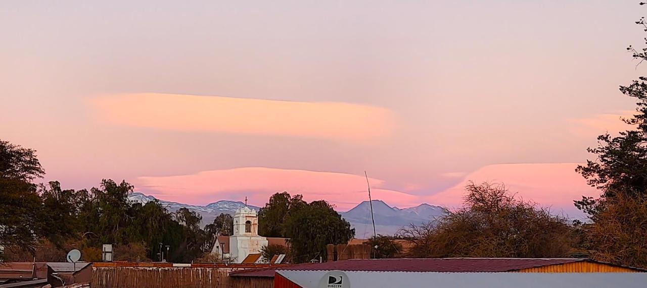 Hostal Sonchek San Pedro de Atacama Exterior photo