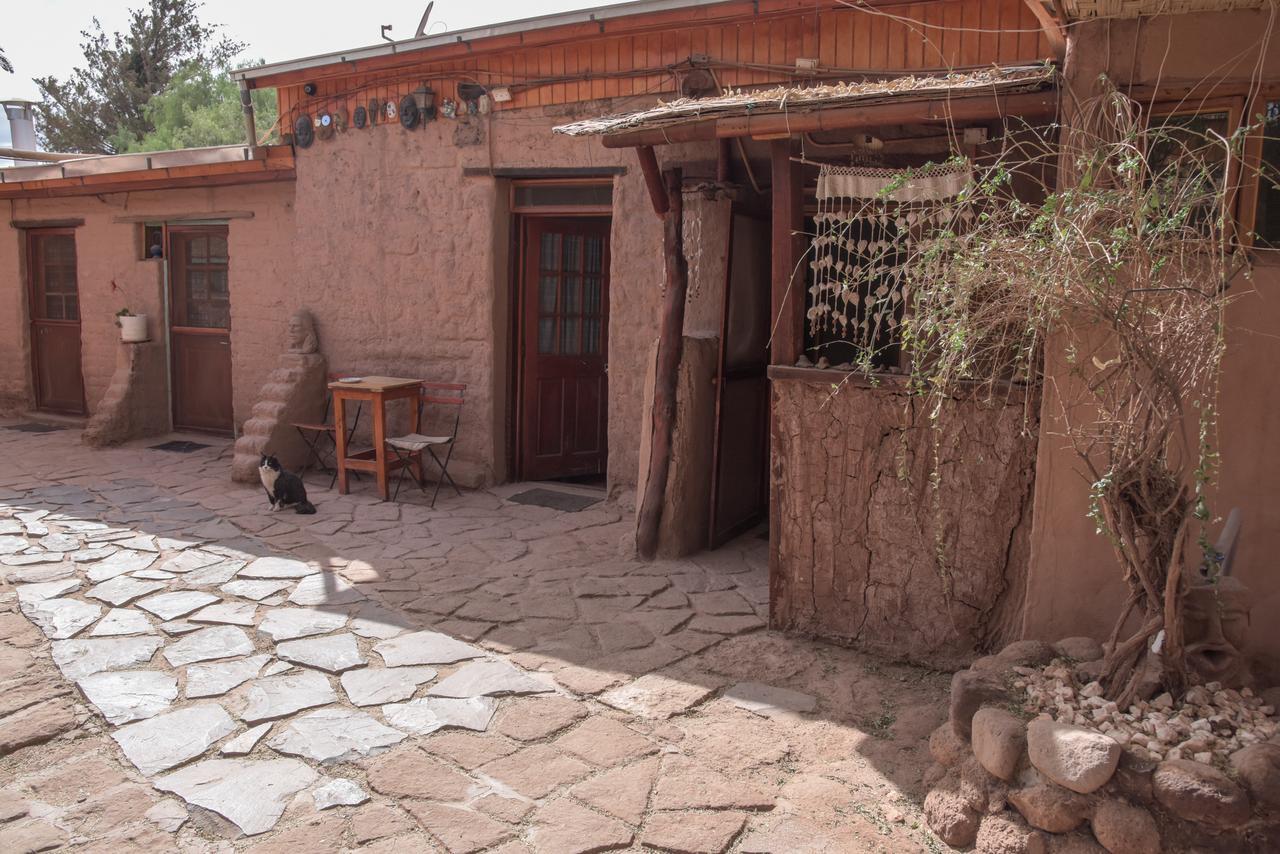 Hostal Sonchek San Pedro de Atacama Exterior photo