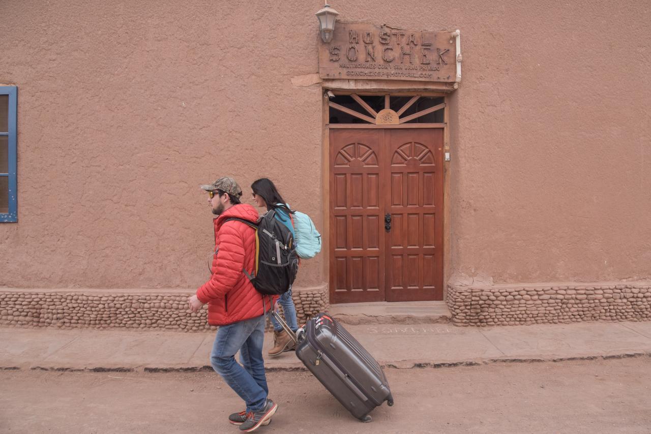 Hostal Sonchek San Pedro de Atacama Exterior photo